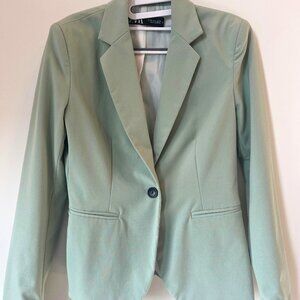 Light Green Blazer Size 4 (USA), 36 (EUR)